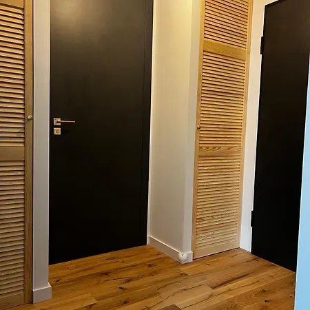 Czysta 4 Apartment - Old Town, Superb Location, Railway Access, Quiet And Cosy Place *