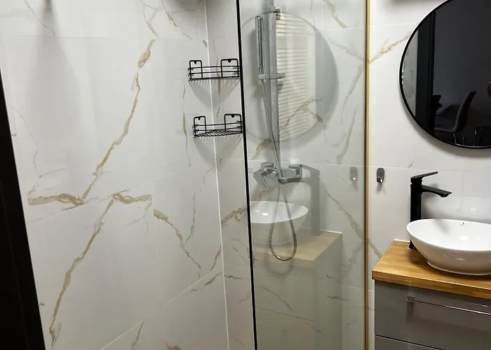 Czysta 4 Apartment - Old Town, Superb Location, Railway Access, Quiet And Cosy Place